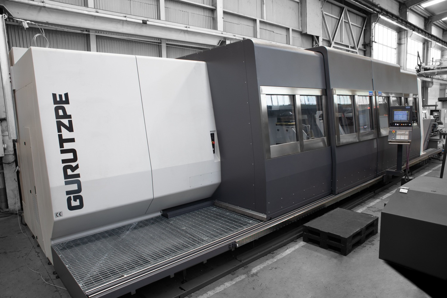 Heavy Duty CNC Lathe Machine