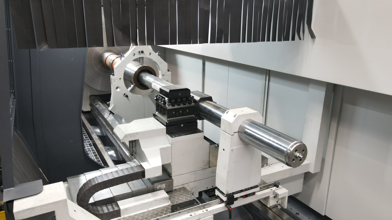 Heavy Duty CNC Lathe Machine